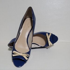 Kate Spade Patent Leather Peep-Toe Wedge Heel With Bow Sz 6.5
